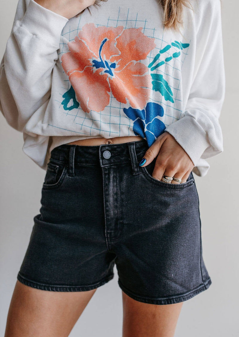 just-black-mom-short-washed-black