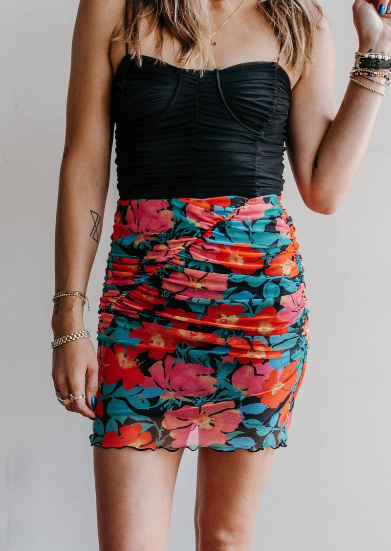 arlo-vintage-tropics-ruched-mini-skirt