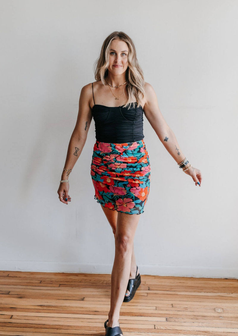 arlo-vintage-tropics-ruched-mini-skirt