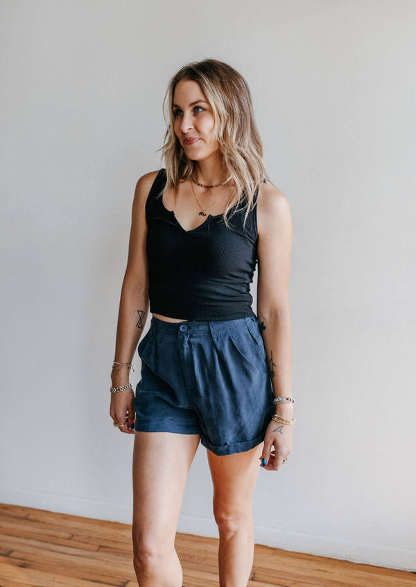 arlo-sadie-sage-navy-bella-cuffed-shorts