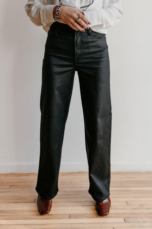 arlo-hidden-logan-coated-denim