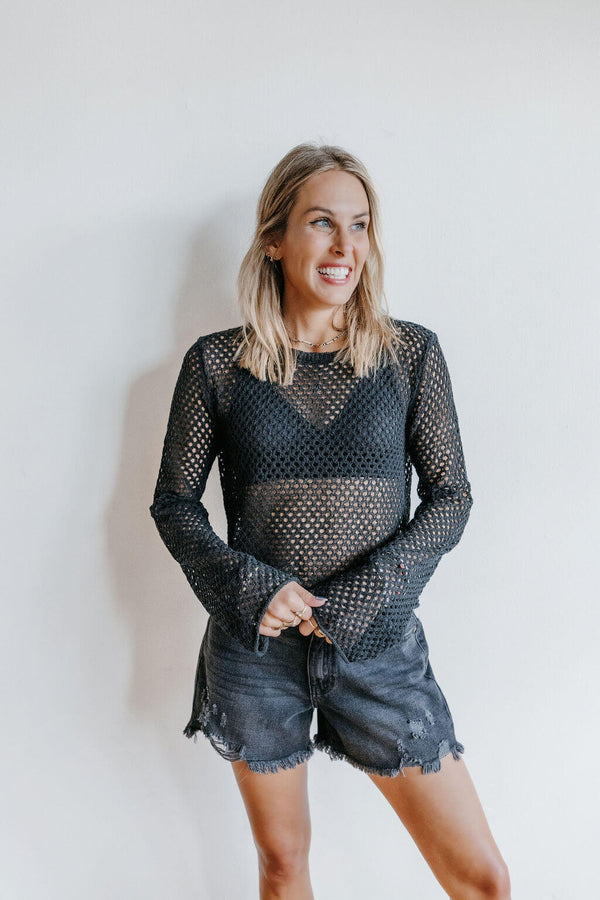 arlo-jada-open-knit-layering-top-black