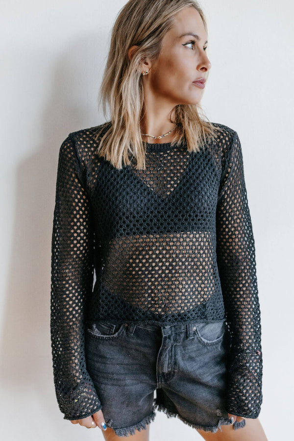 arlo-jada-open-knit-layering-top-black