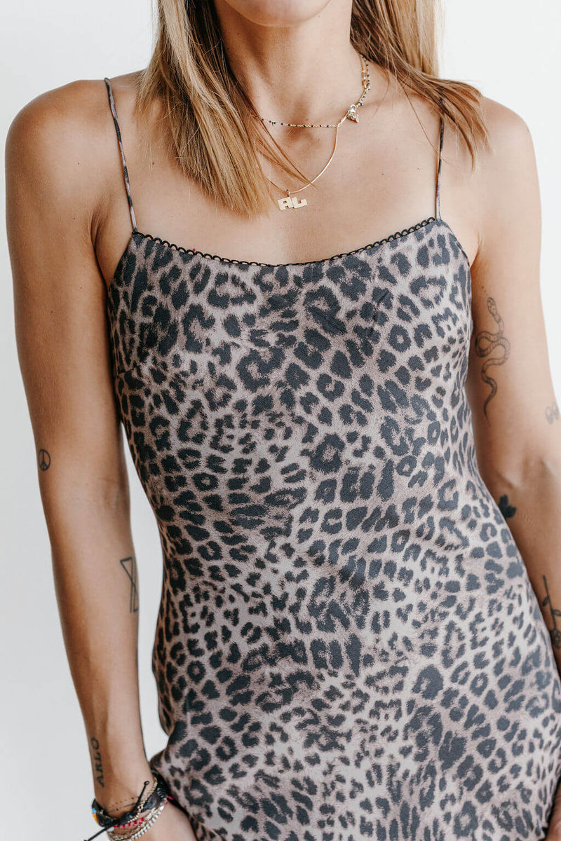 arlo-z-supply-cielo-leopard-midi-dress