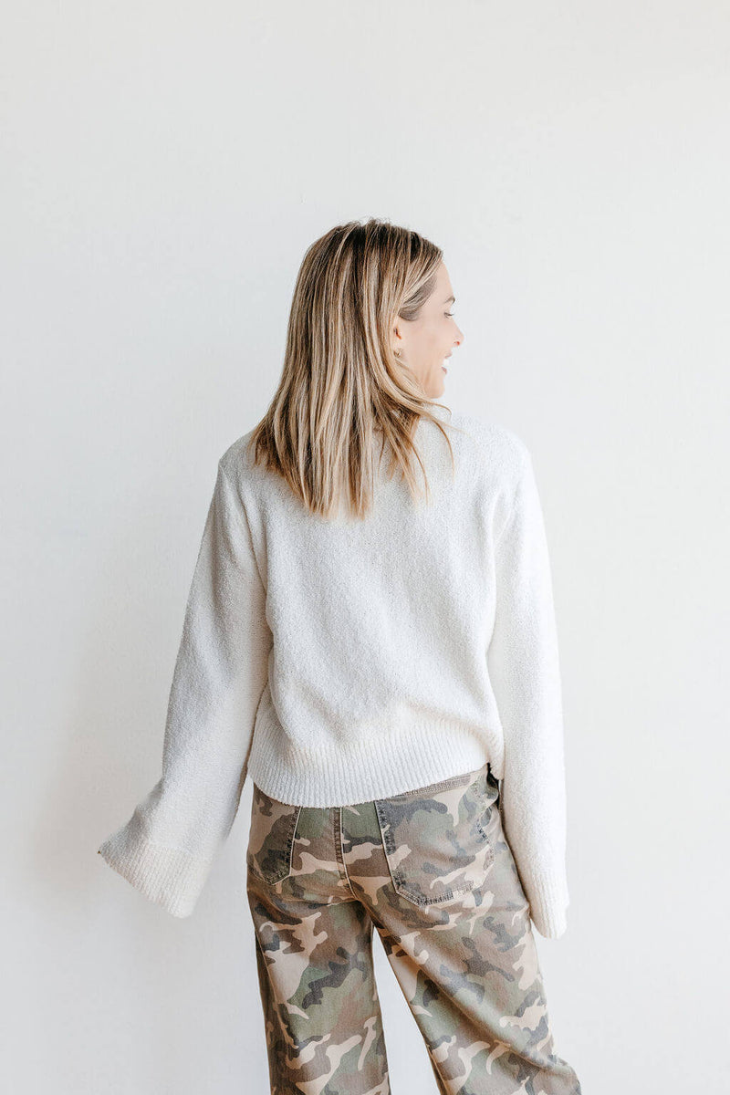 arlo-flair-white-button-down-cardi