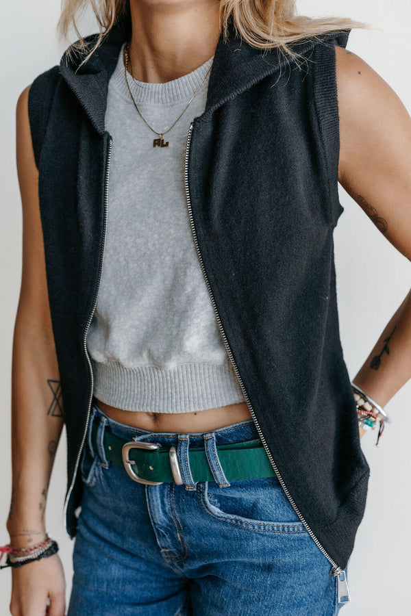 arlo-black-sleeveless-zip-hoodie