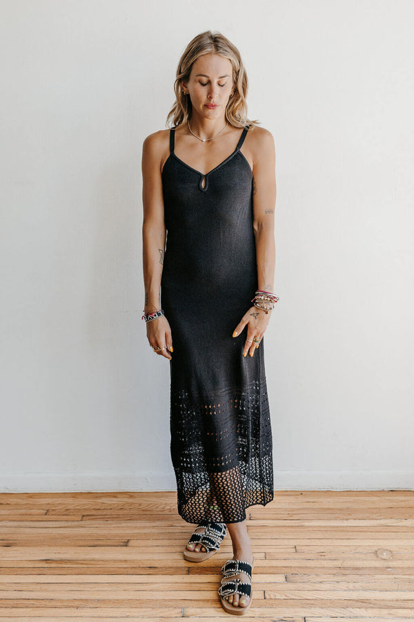 arlo-z-supply-callahan-crochet-midi-dress