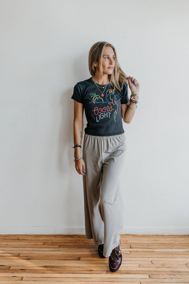 arlo-laundry-room-polly-wants-a-coors-light-baby-tee