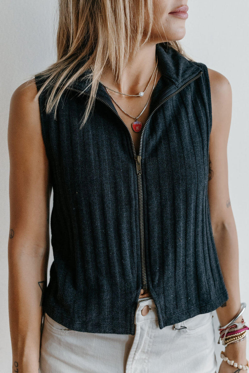arlo-project-social-t-wishing-well-zip-front-rib-top