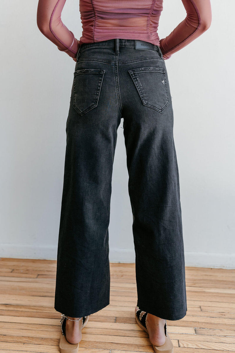 arlo-hidden-nori-cropped-wide-leg-jean