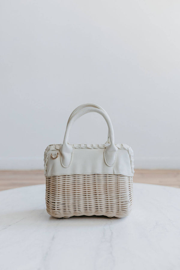 arlo-maya-crossbody-white-wicker-bag
