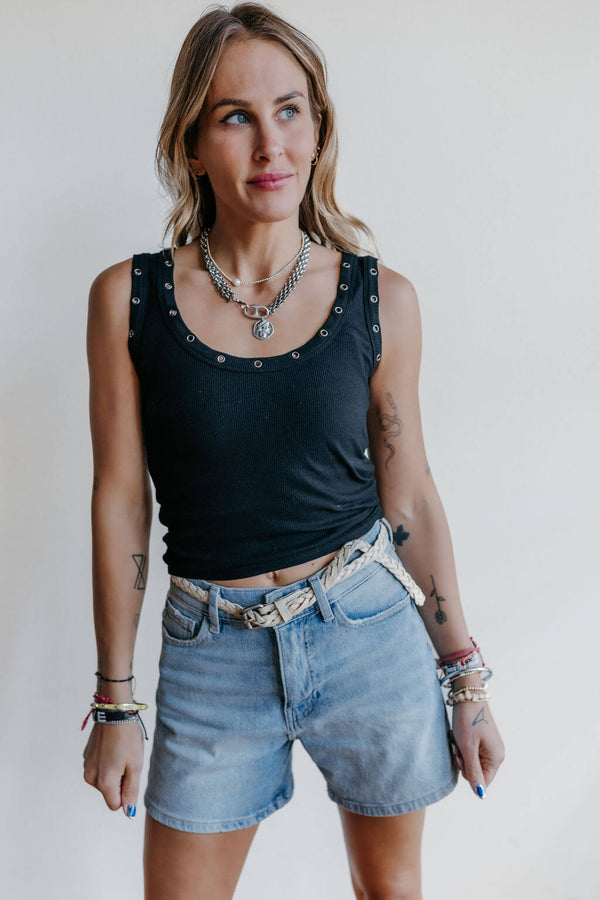 arlo-eyelet-rbbed-tank-grommets 