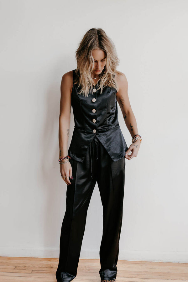 arlo-velvet-heart-pisces-black-satin-vest