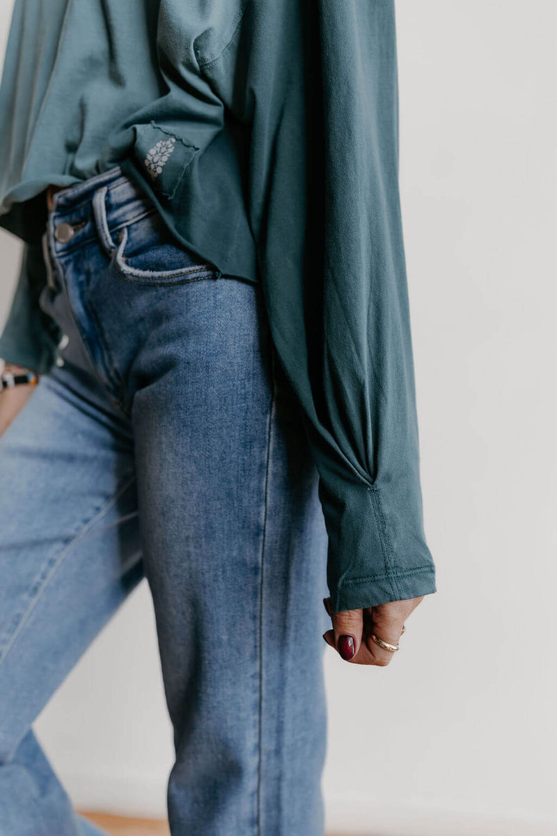 arlo-free-people-movement-inspire-layer-evergreen