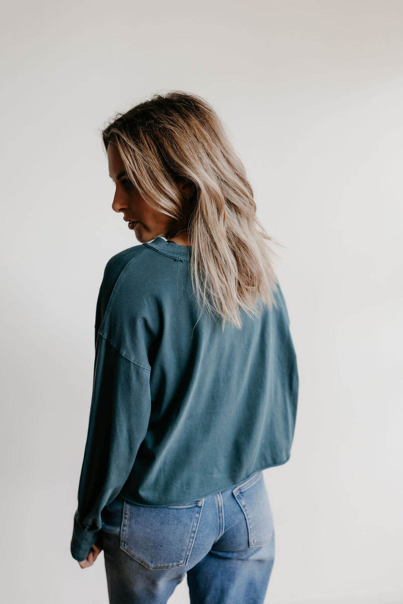 arlo-free-people-movement-inspire-layer-evergreen