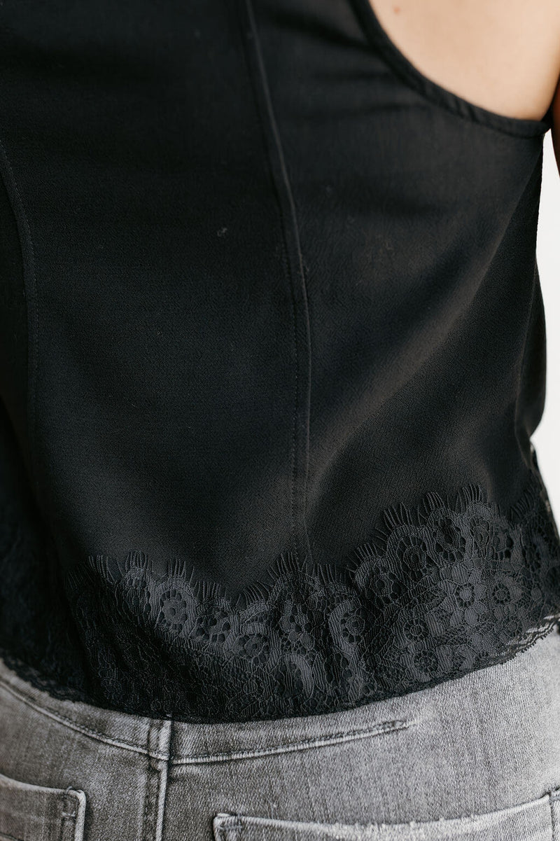 arlo-free-people-jaida-vest