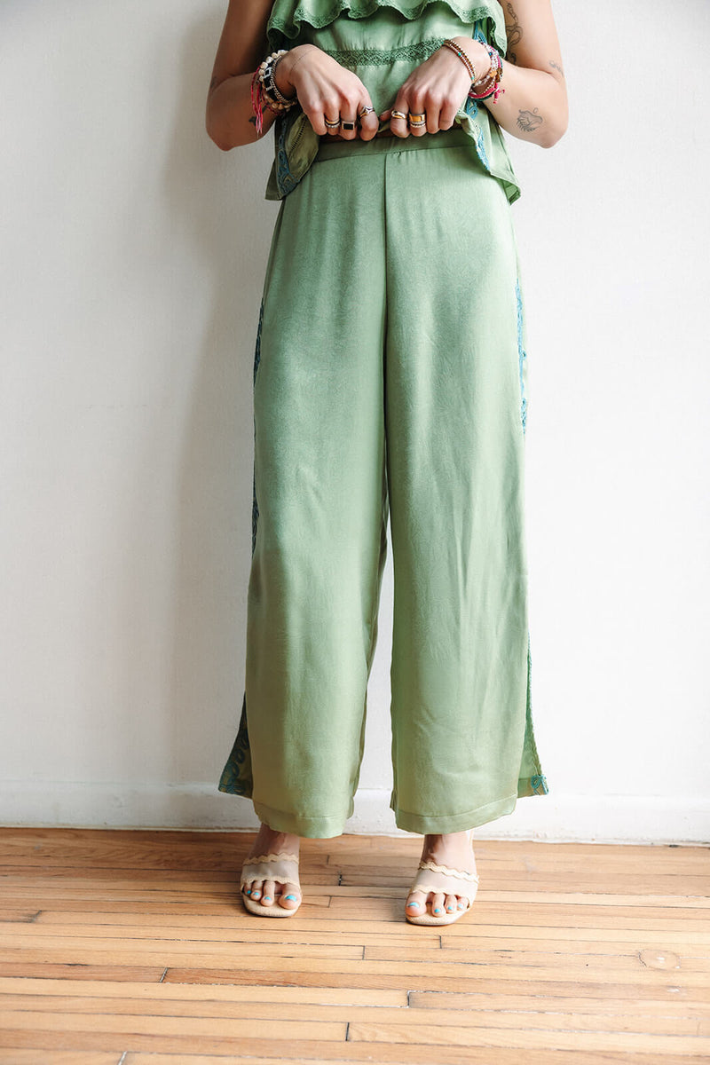 arlo-nkn-fuid-straight-trousers