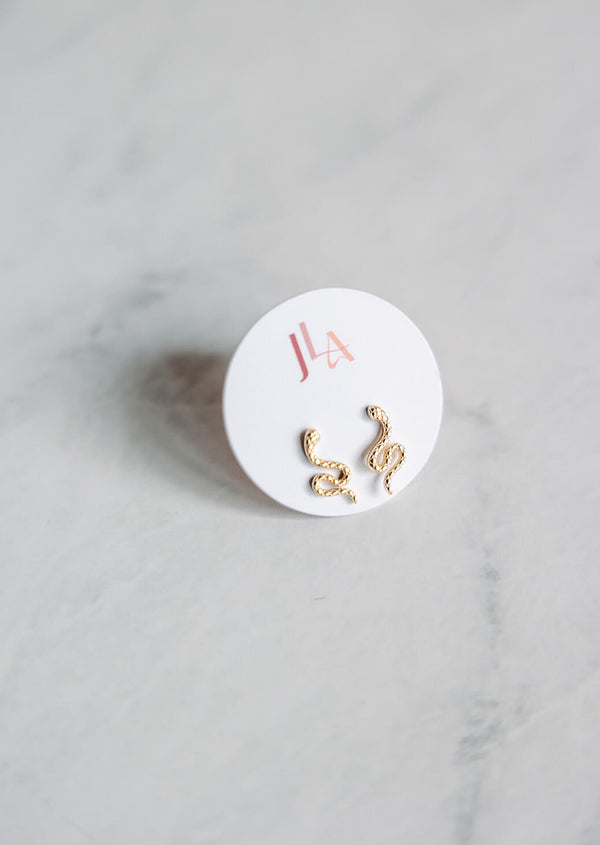 arlo-jurate-jla-arya-studs-serpent-gold-stud-earrings