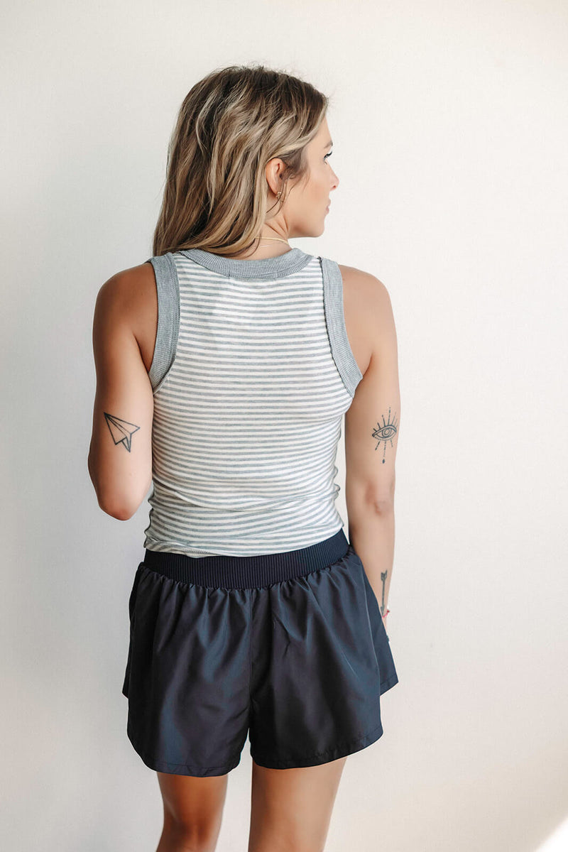 arlo-prroject-social-t-hits-different-ringer-tank