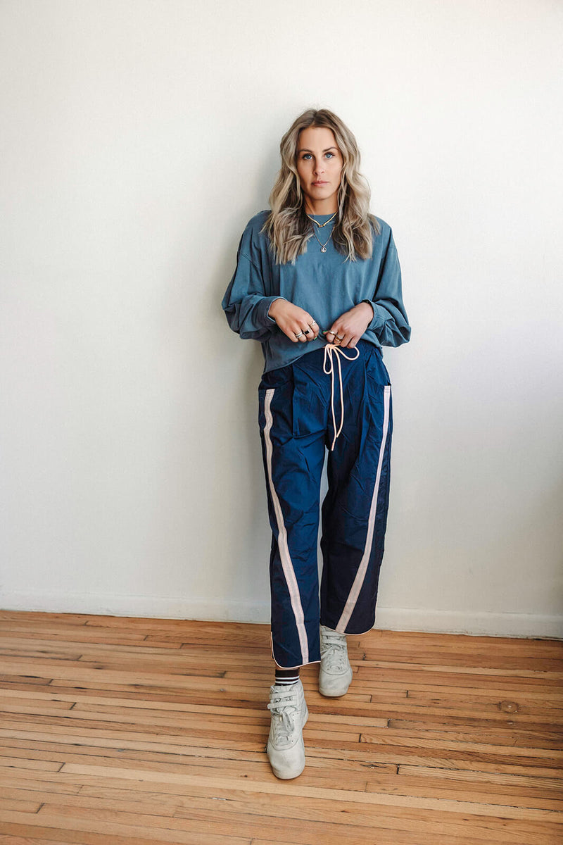 arlo-free-people-movement-inspire-layer-midnight-navy