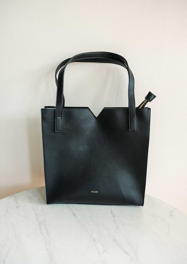 arlo-pixie-mood-alicia-tote