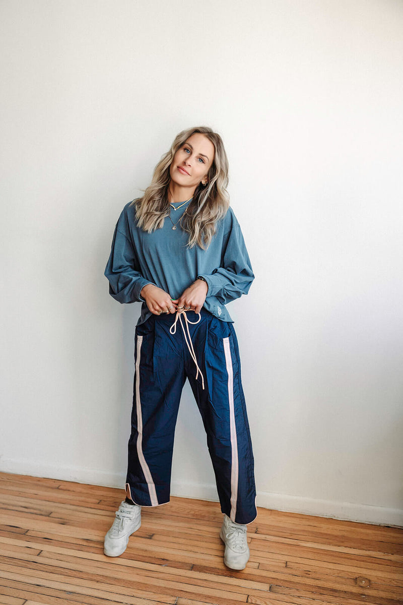 arlo-free-people-movement-inspire-layer-midnight-navy