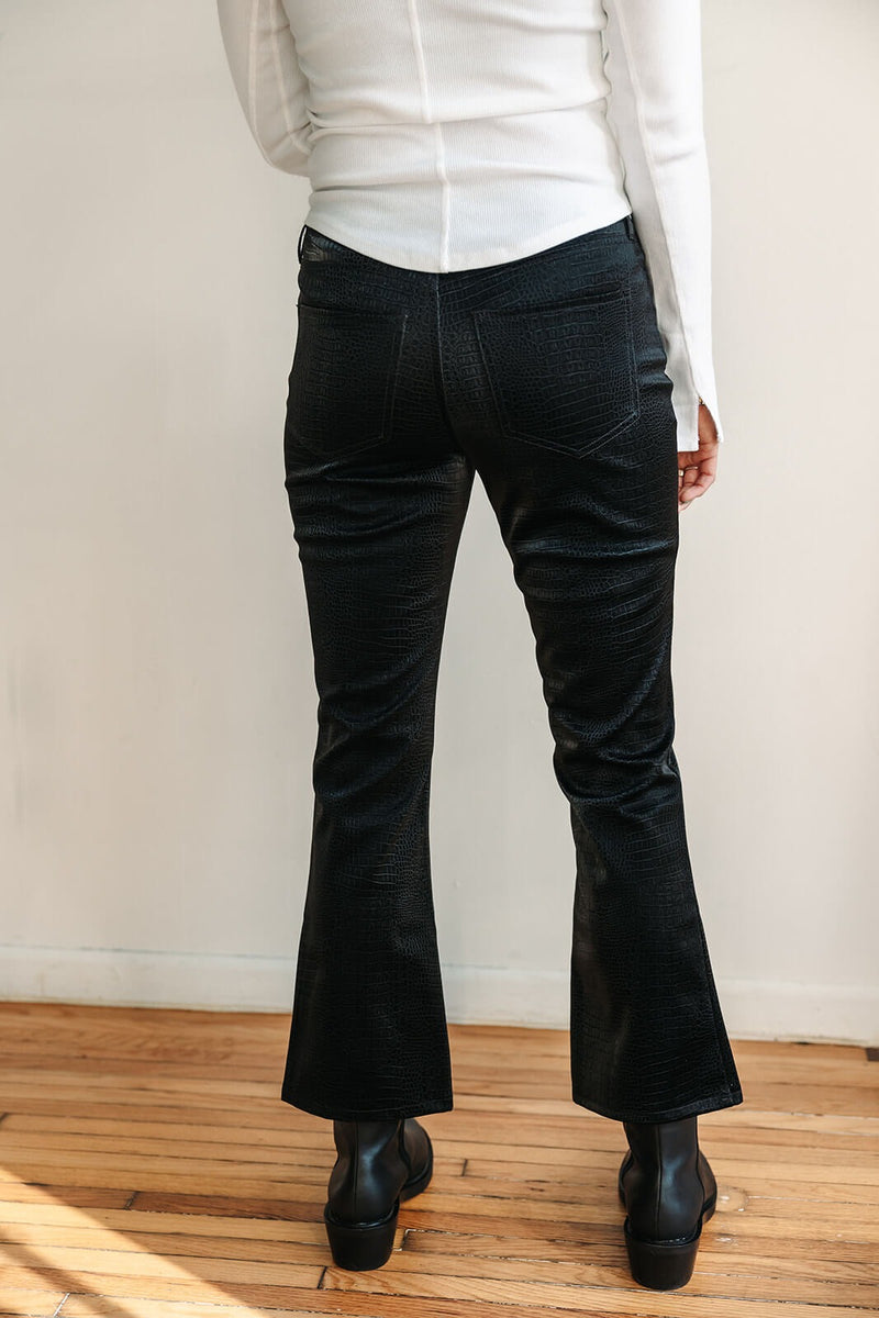 arlo-dear-john-jeanne-cropped-flare-embossed-black