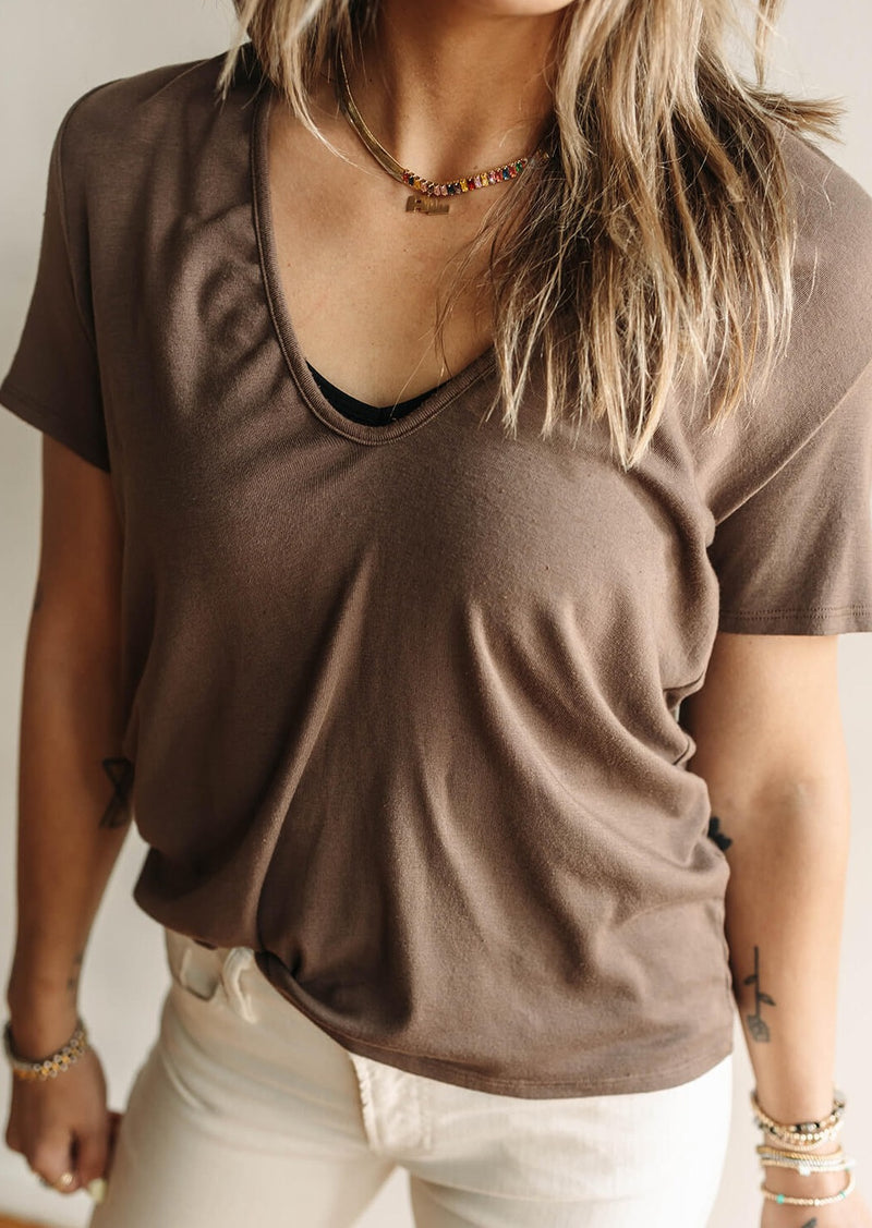arlo-v-neck-short-sleeve-tee-brown