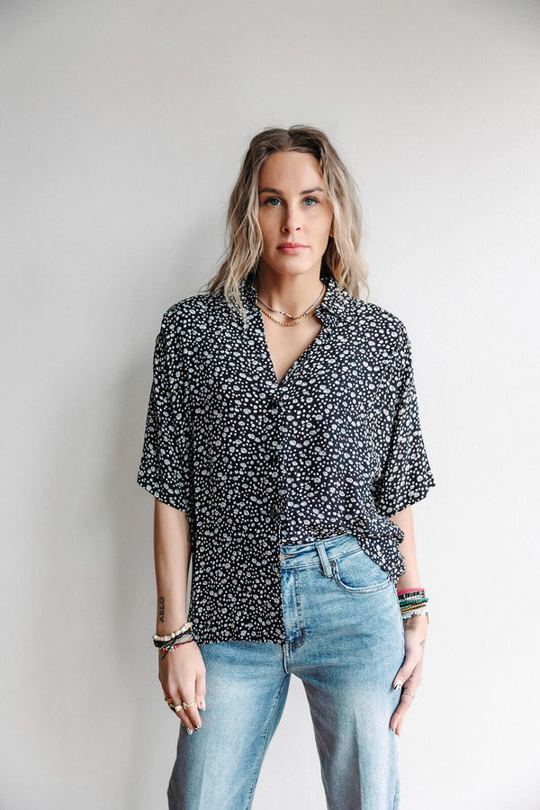 Vintage Short Sleeve Floral Blouse