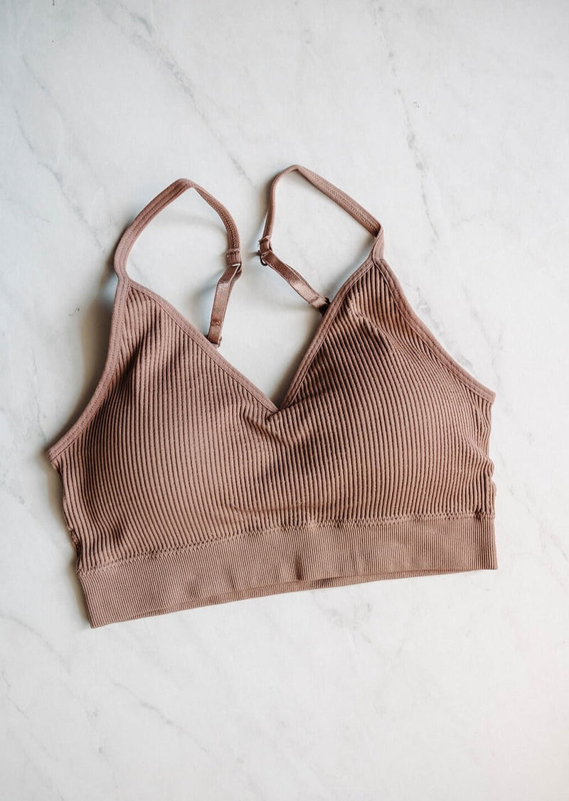 arlo-ribbed-seamless-bralette-v-neck-racer-back-straps