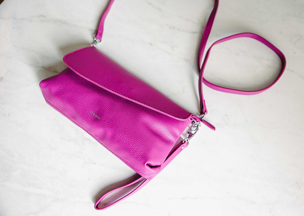 arlo-pixie-mood-gracie-clutch-pink