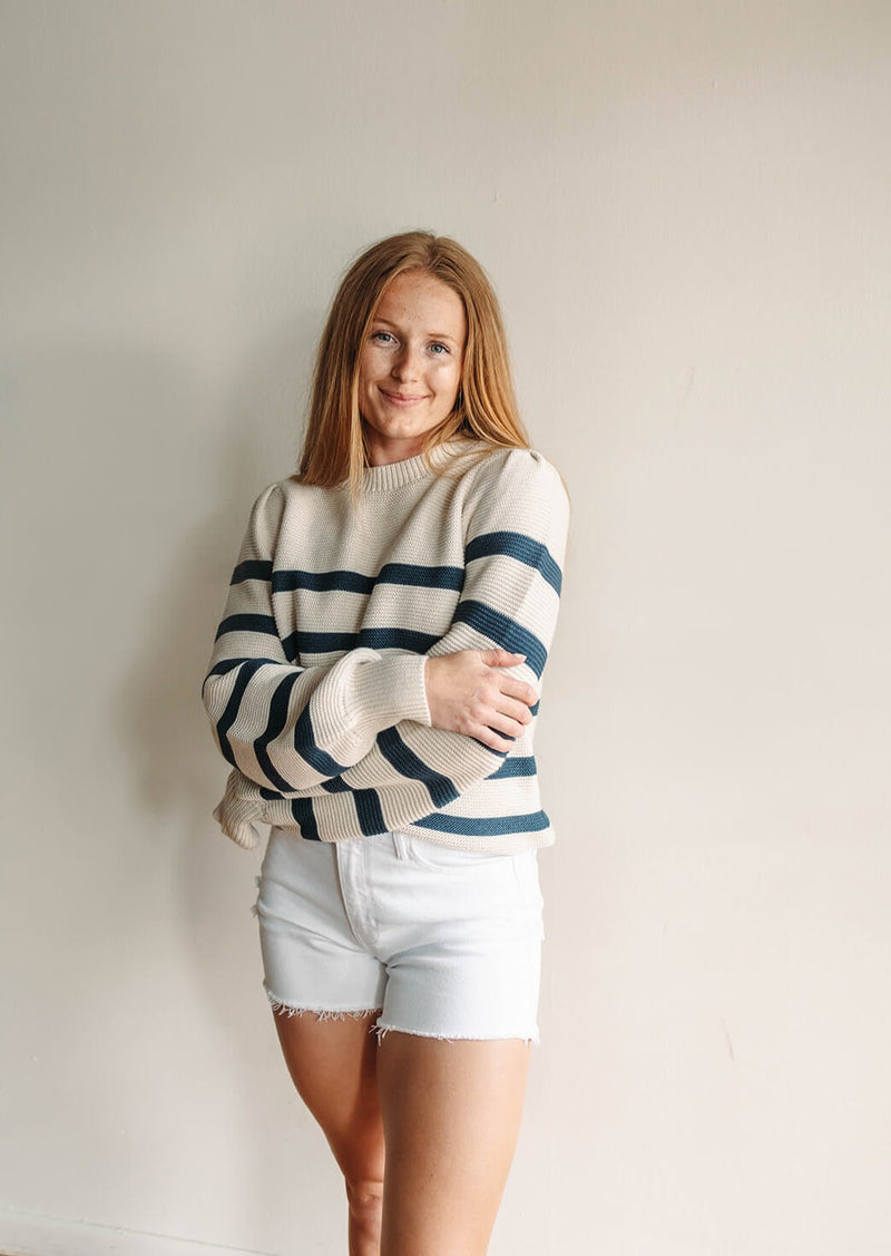 arlo-just-black-high-rise-walking-short-white