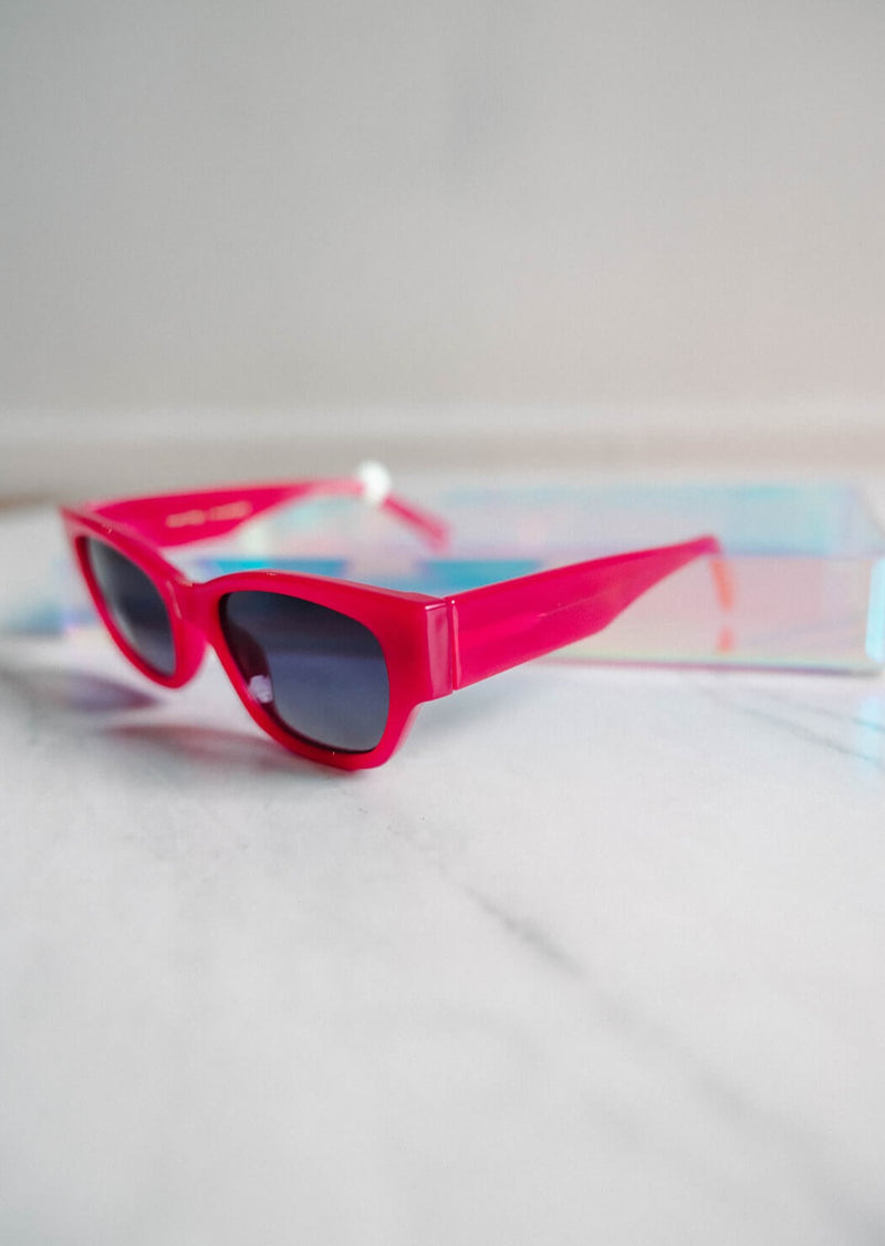 arlo-z-supply-road-trip-sunglasses
