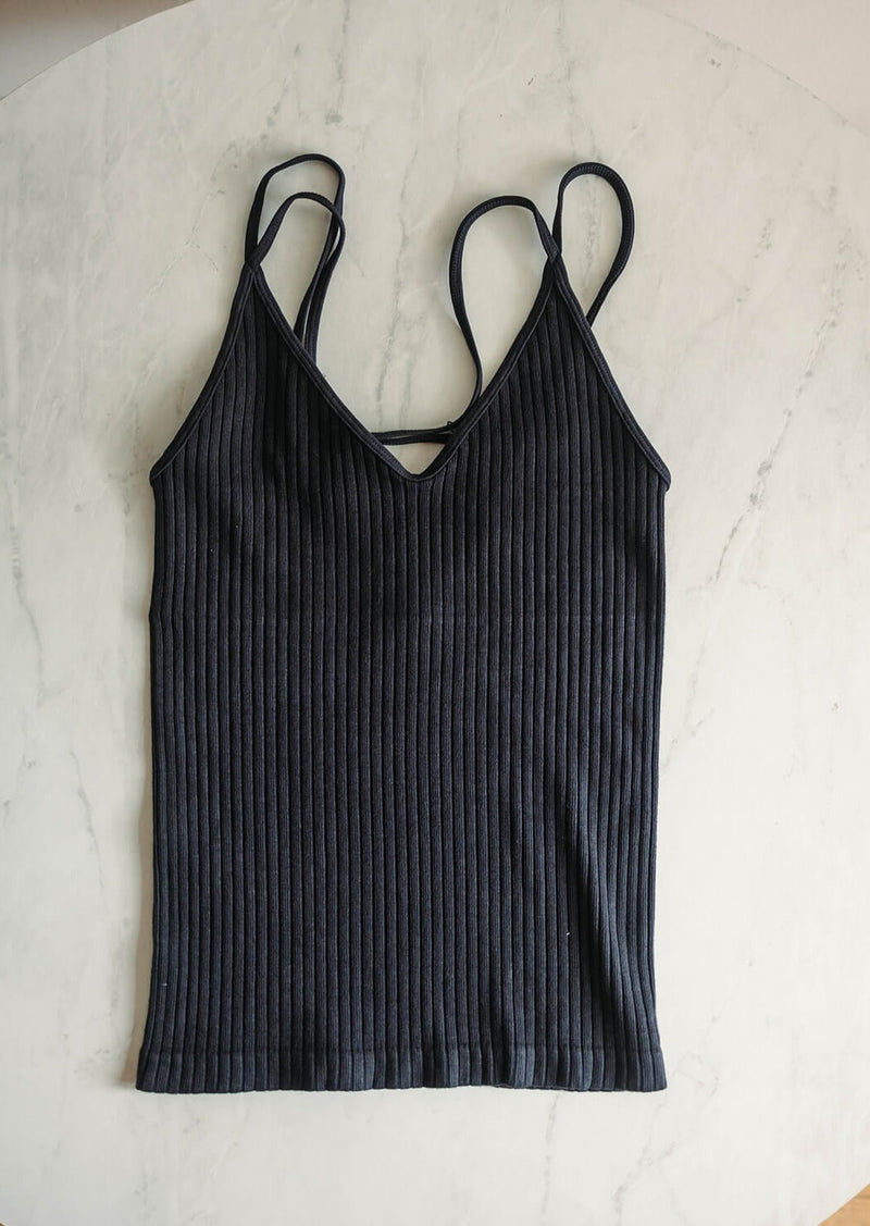 arlo-ribbed-cross-back-tank