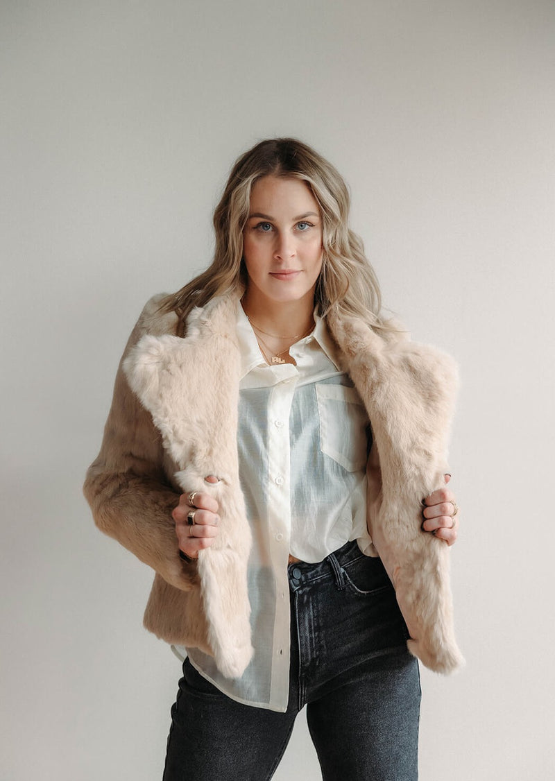 arlo-vintage-rabbit-fur-mob-wives