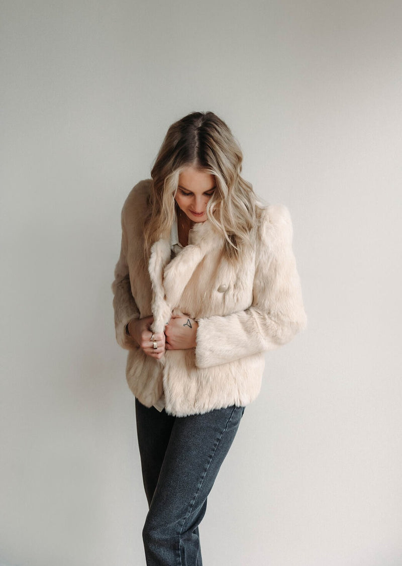 arlo-vintage-rabbit-fur-mob-wives