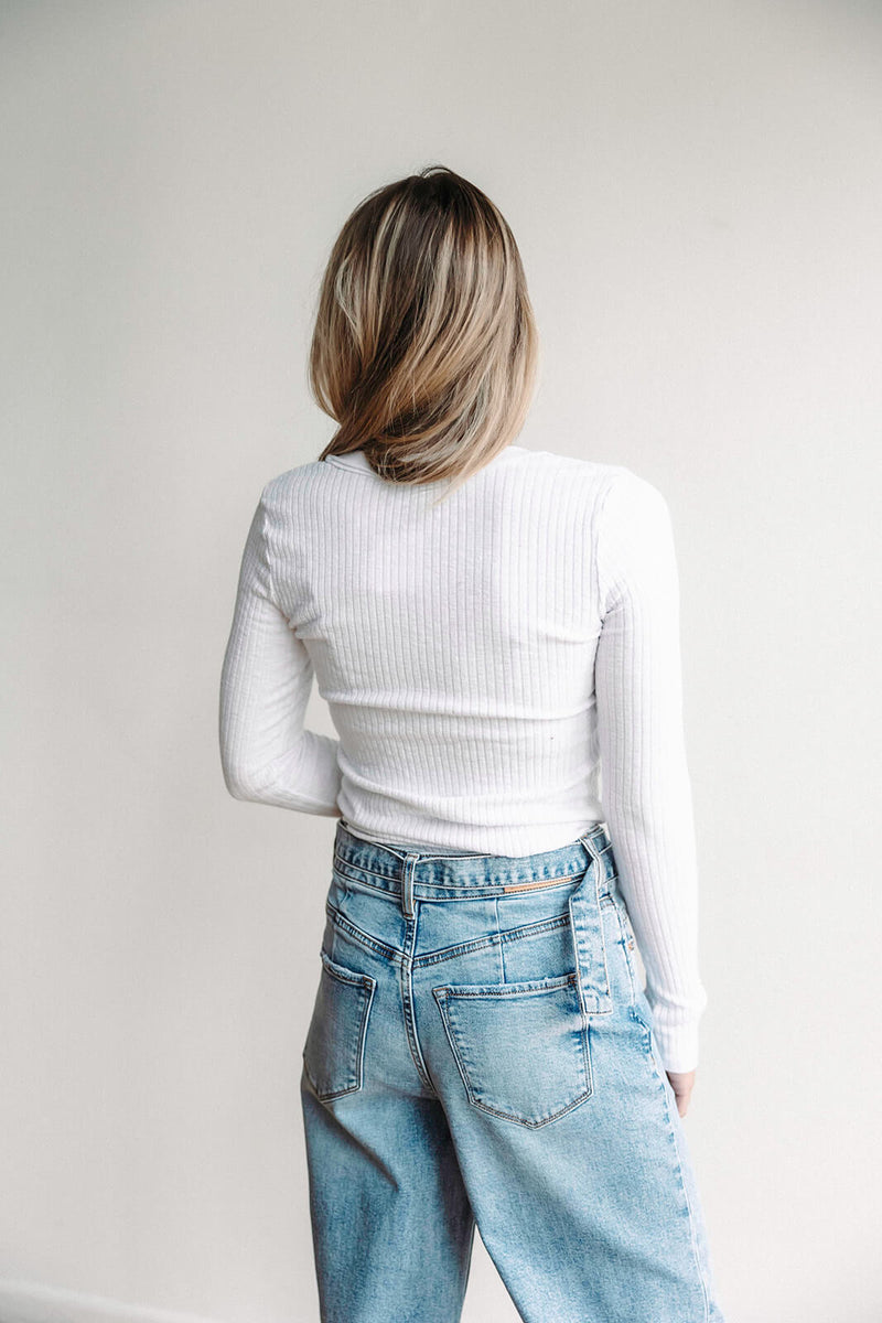 arlo-project-social-t-rae-scoop-neck-longsleeve