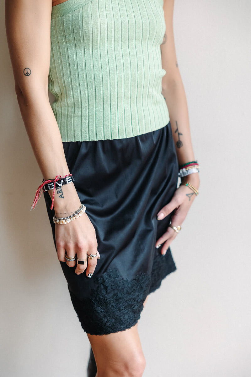 arlo-vintage-lace-trim-skirt-black