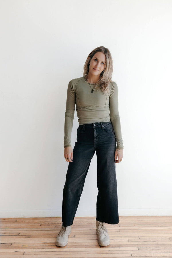 arlo-we-the-free-protagonist-long-sleeve