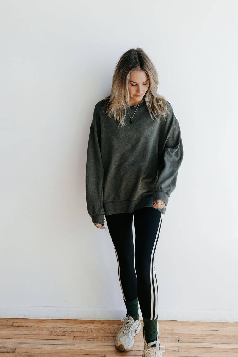 arlo-z-supply-modern-weekender-artichoke