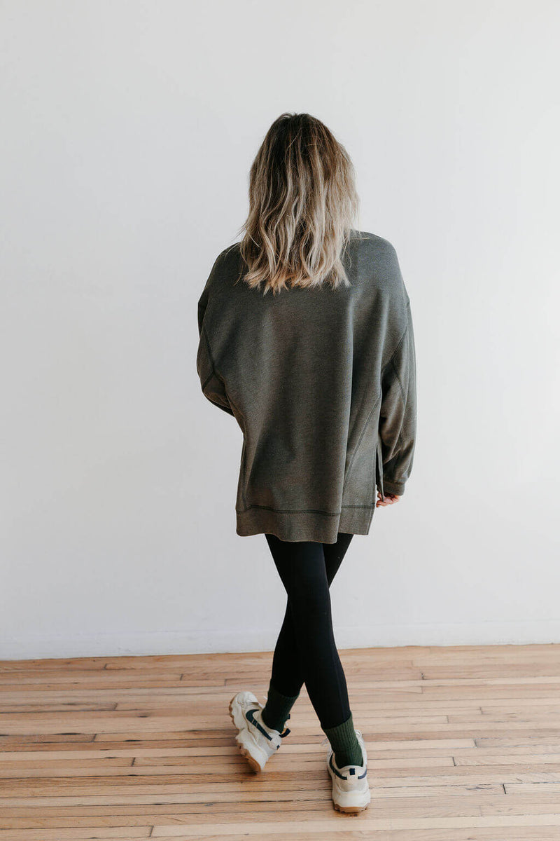 arlo-z-supply-modern-weekender-artichoke