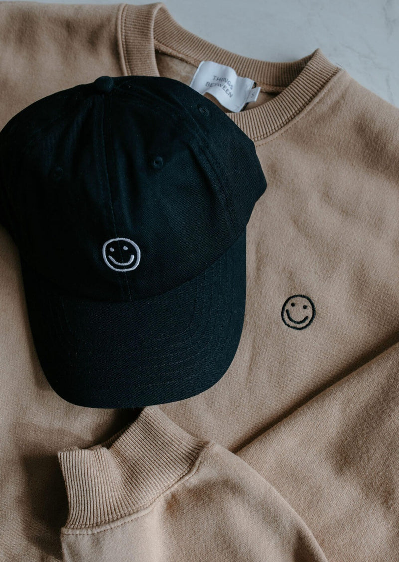 arlo-embroidered-smile-baseball-hat
