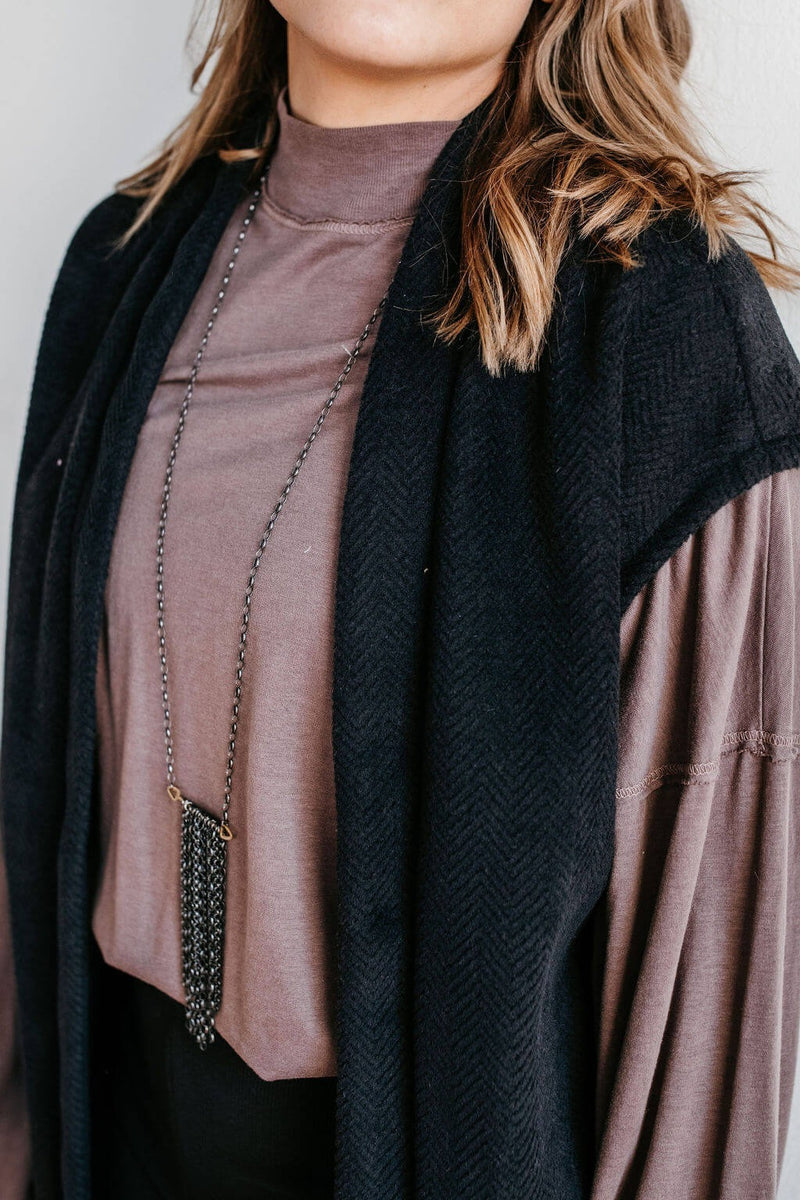 arlo-oat-belted-long-vest-black